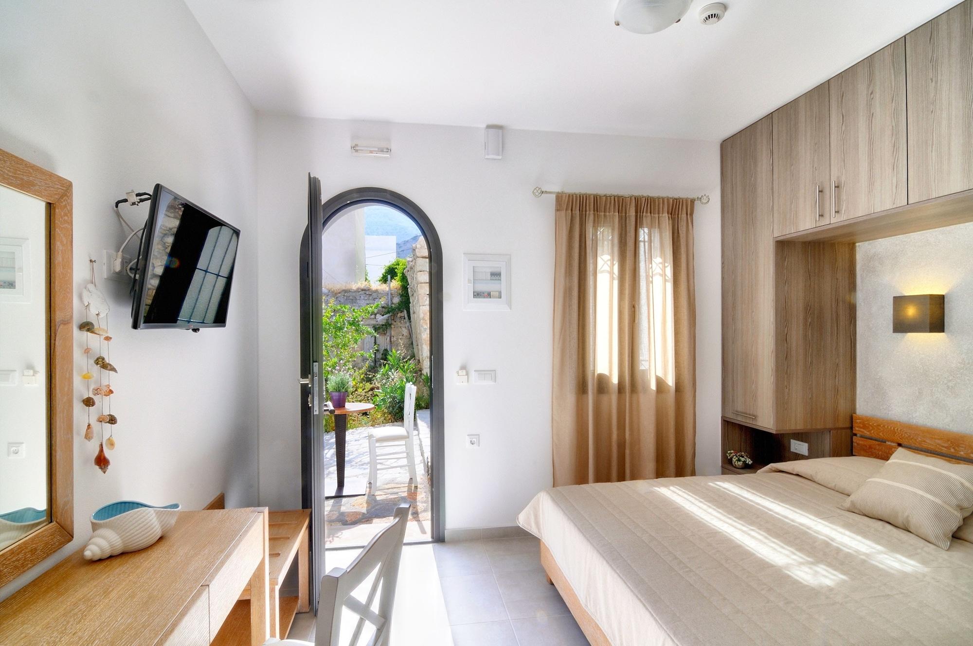 Myrtos Mare Suites Eksteriør bilde