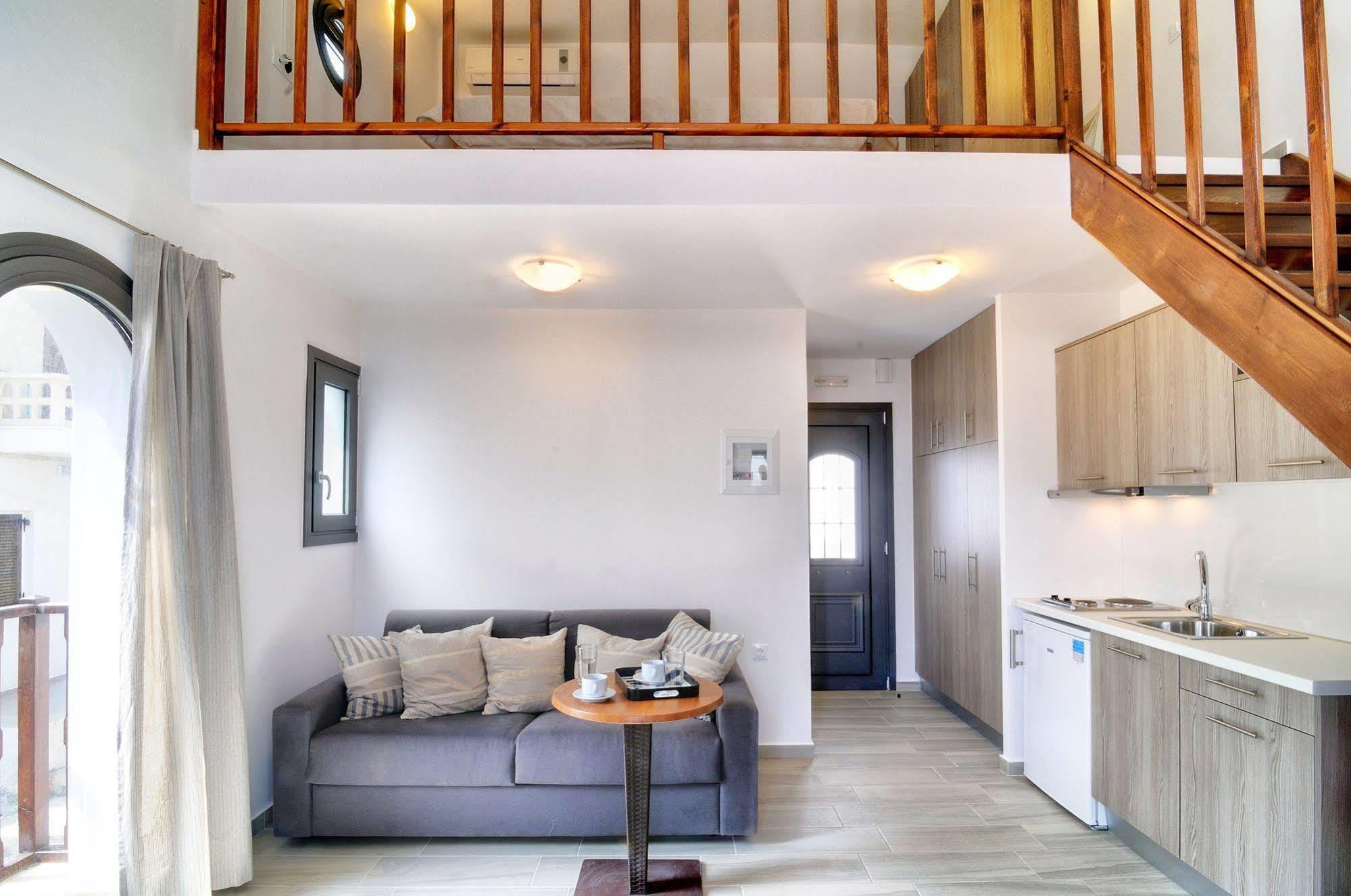 Myrtos Mare Suites Eksteriør bilde
